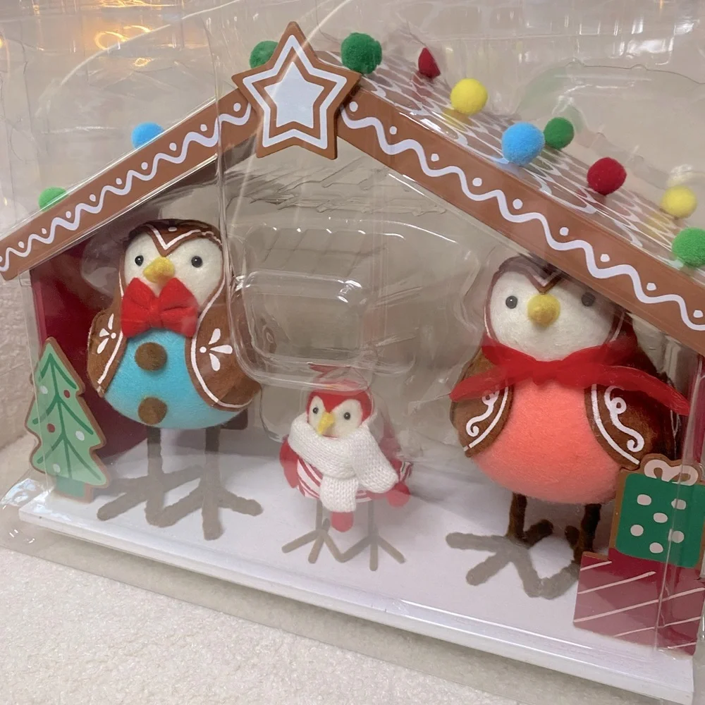 NWT Target Wondershop 4pc Featherly Friends Gingerbread House - Picture 3 of 11